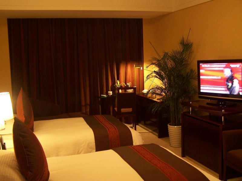Qingdao Beihai Hotel Exteriör bild